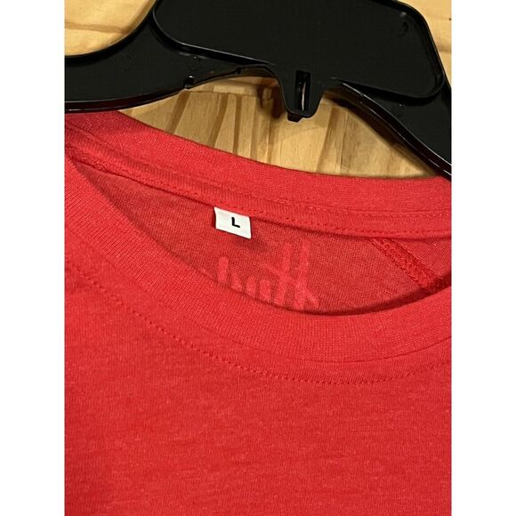 UNIVERSITY‎ OF NEBRASKA MEN'S RED LONG-SLEEVE TSHIRT SIZE LARGE NWT Sample - Picture 4 of 6